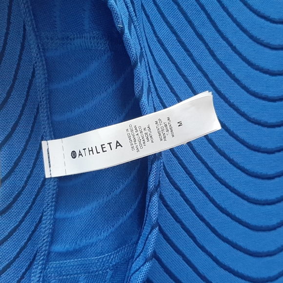 Women's Athleta Fitted Stretchy Gym Top Size M - Picture 2 of 9